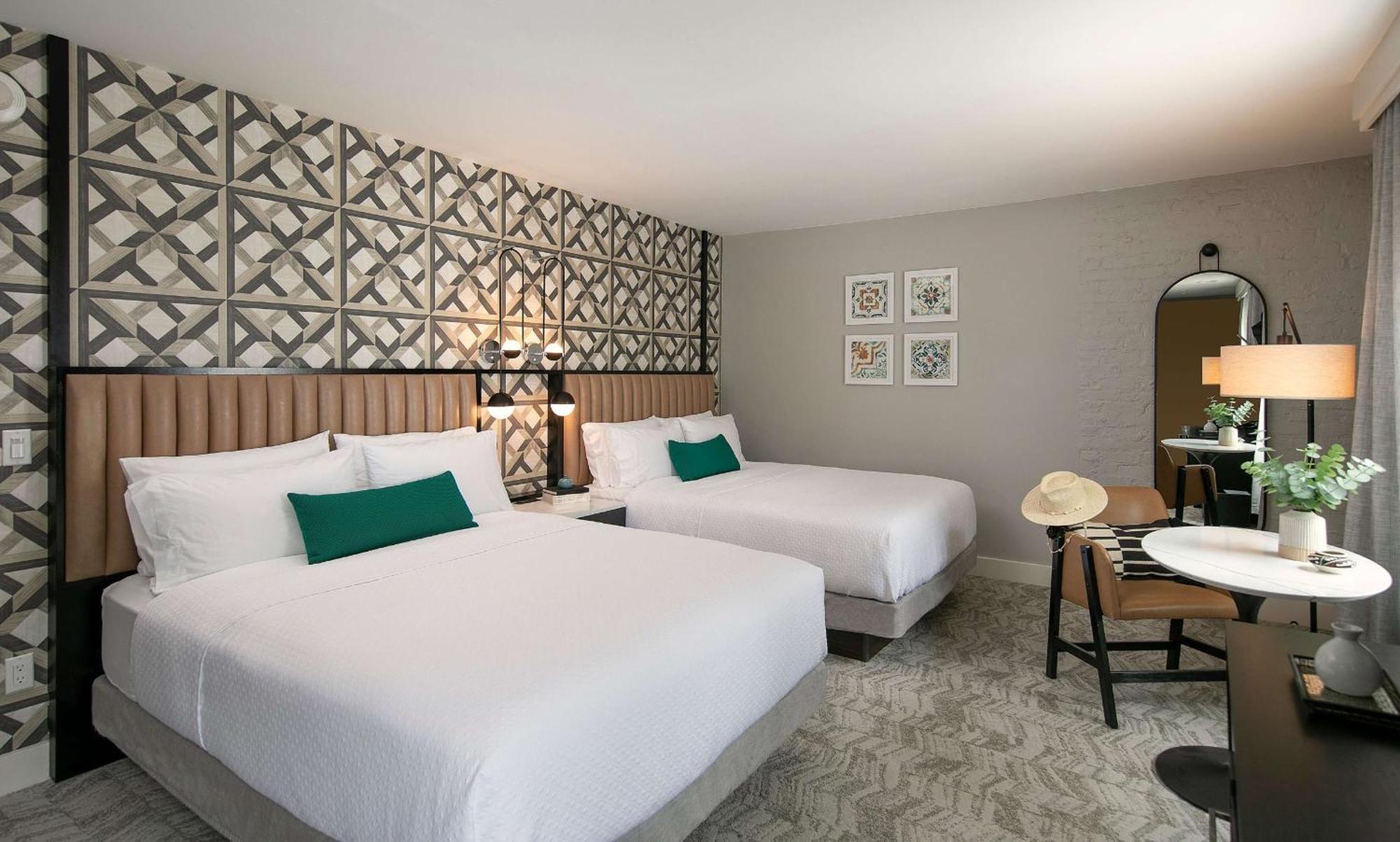Hotel Virginia Santa Barbara, Tapestry Collection By Hilton מראה חיצוני תמונה