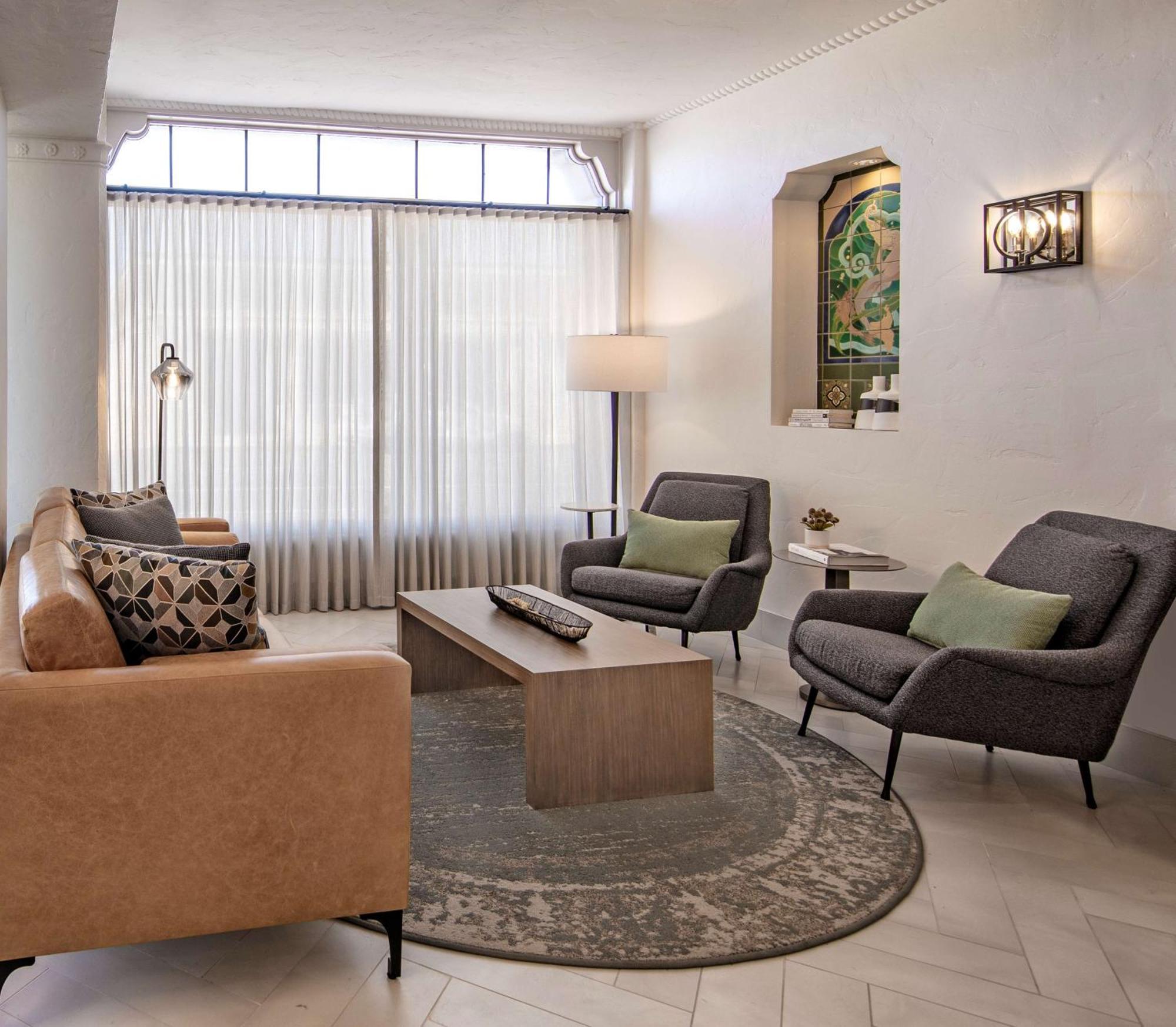 Hotel Virginia Santa Barbara, Tapestry Collection By Hilton מראה חיצוני תמונה