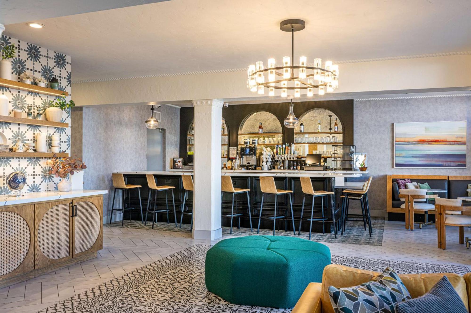 Hotel Virginia Santa Barbara, Tapestry Collection By Hilton מראה חיצוני תמונה