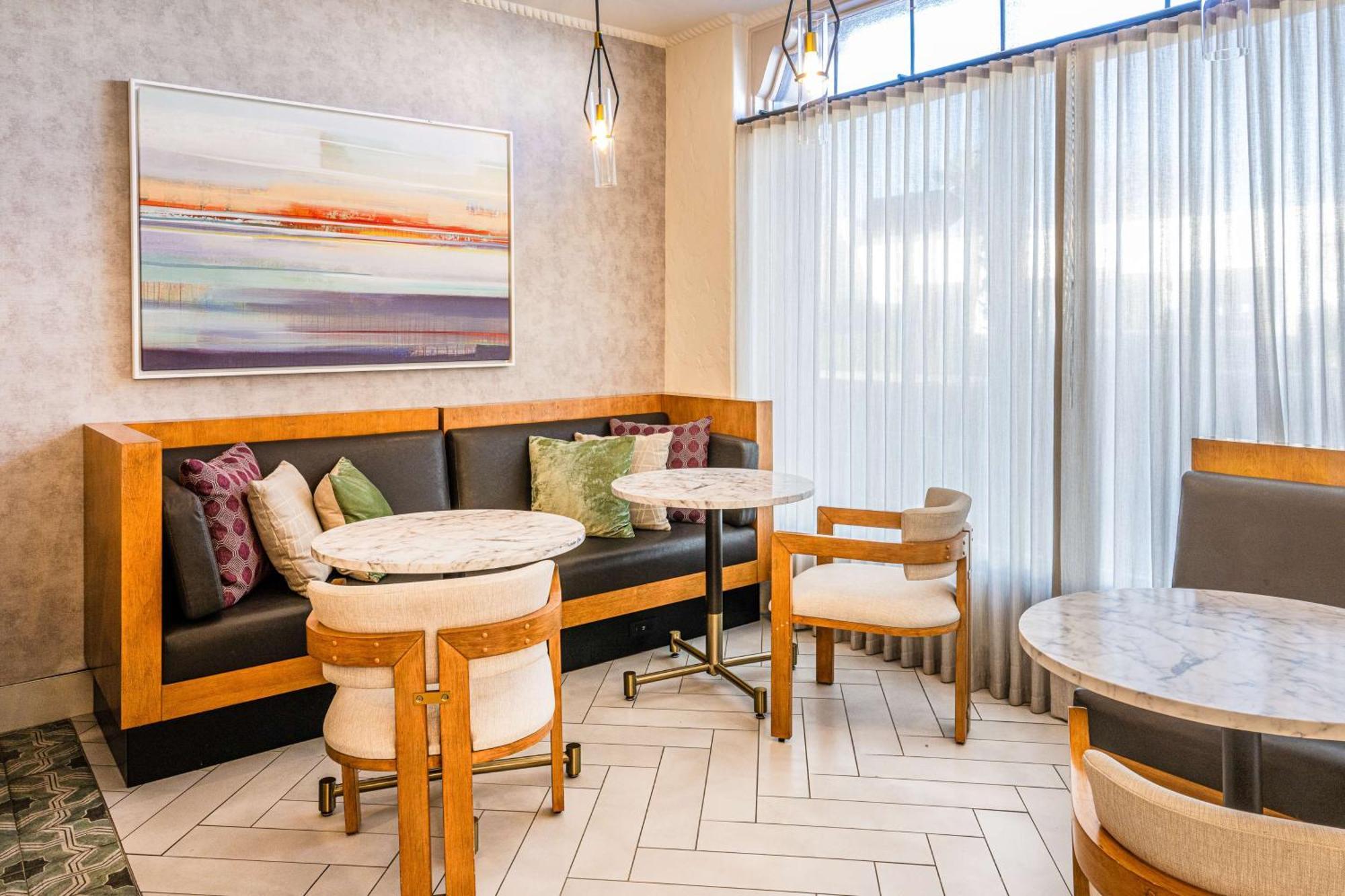 Hotel Virginia Santa Barbara, Tapestry Collection By Hilton מראה חיצוני תמונה